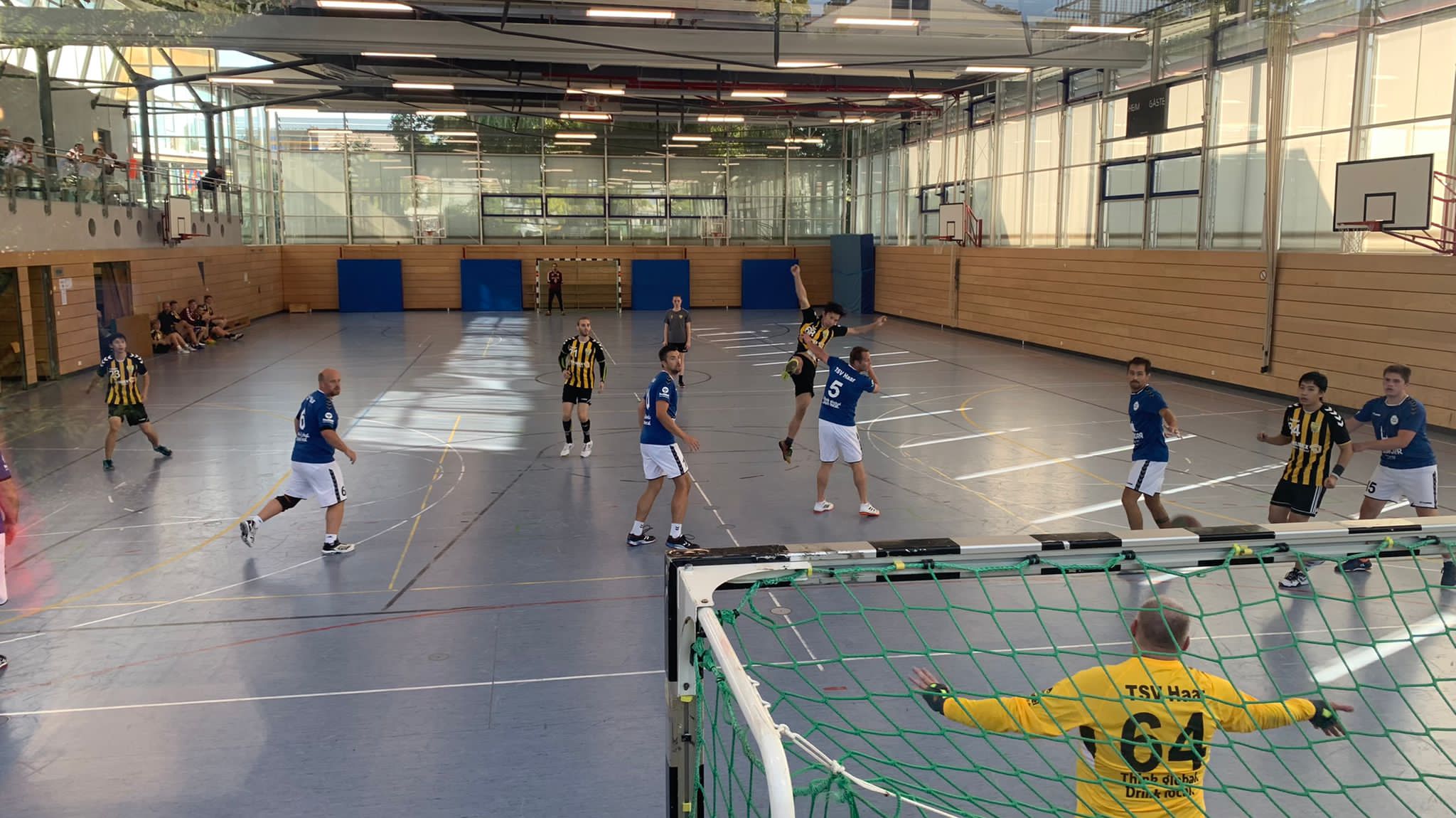 Die Herrenmannschaften der Handball-Füchse Scheyern beim Fuchs-Cup 2021