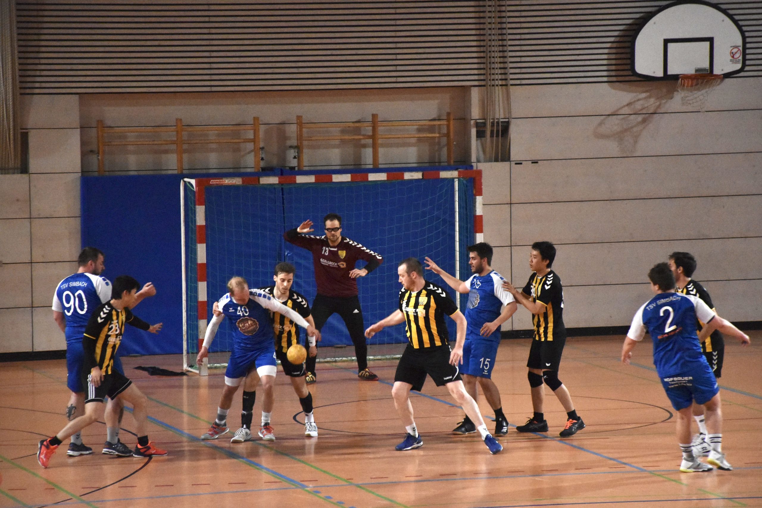 Die Herren I der Handball-Füchse Scheyern im Heimspiel gegen den TSV Simbach II
