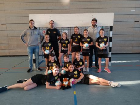 Die weibliche E-Jugend der Handball-Füchse Scheyern