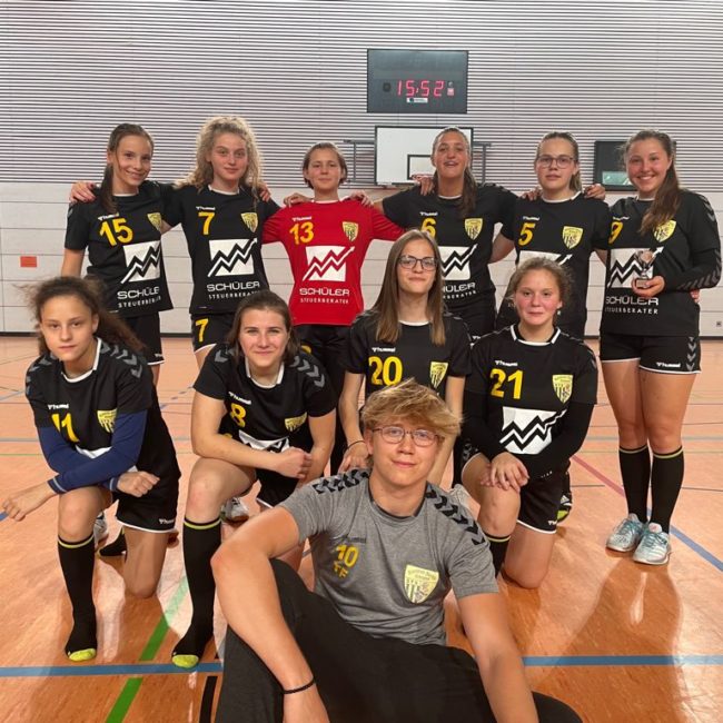 Die weibliche B-Jugend der Handball-Füchse in der Saison 2021-2022