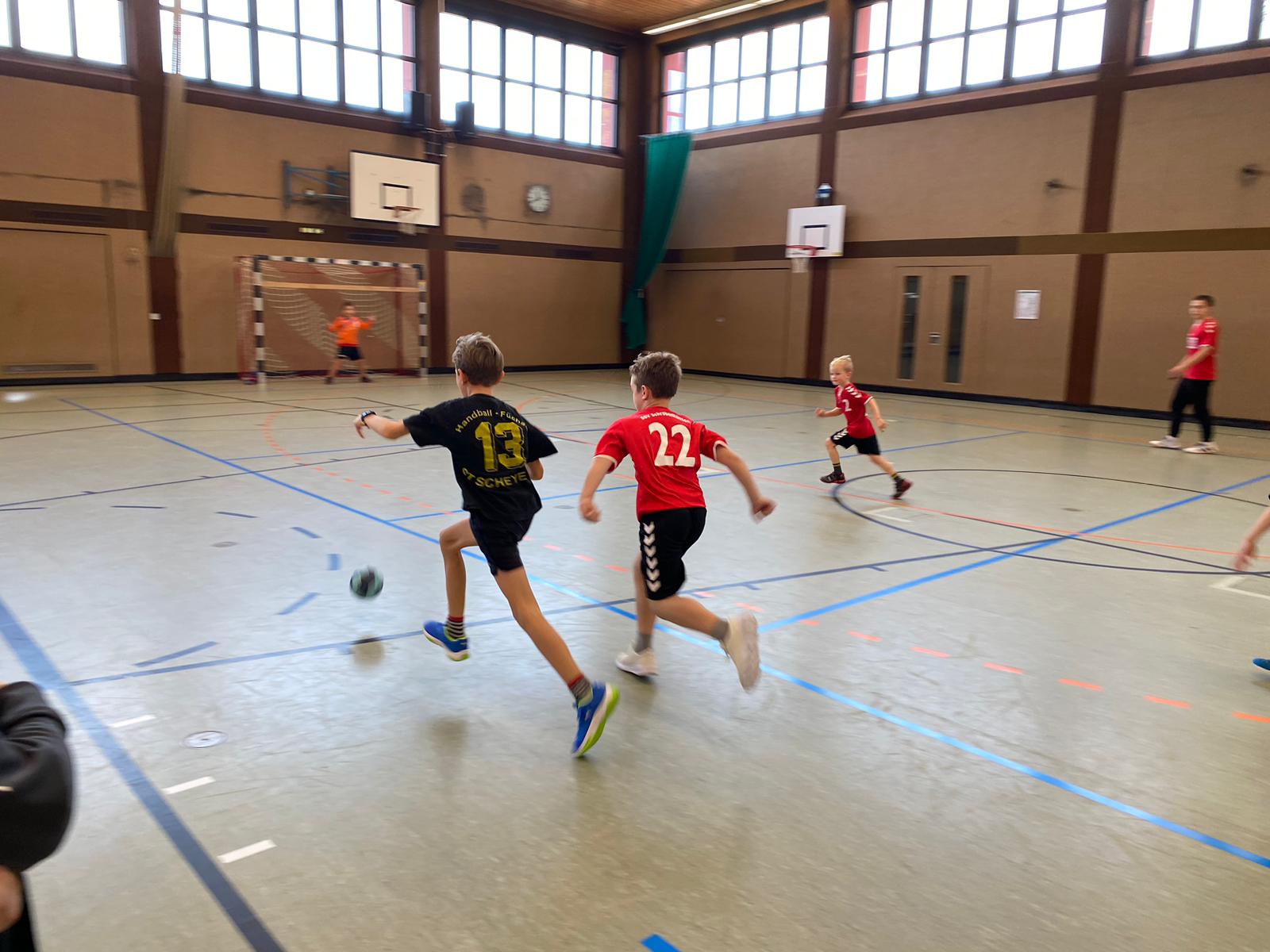 Die Minis I der Handball-Füchse beim KHB-Turnier in Schrobenhausen