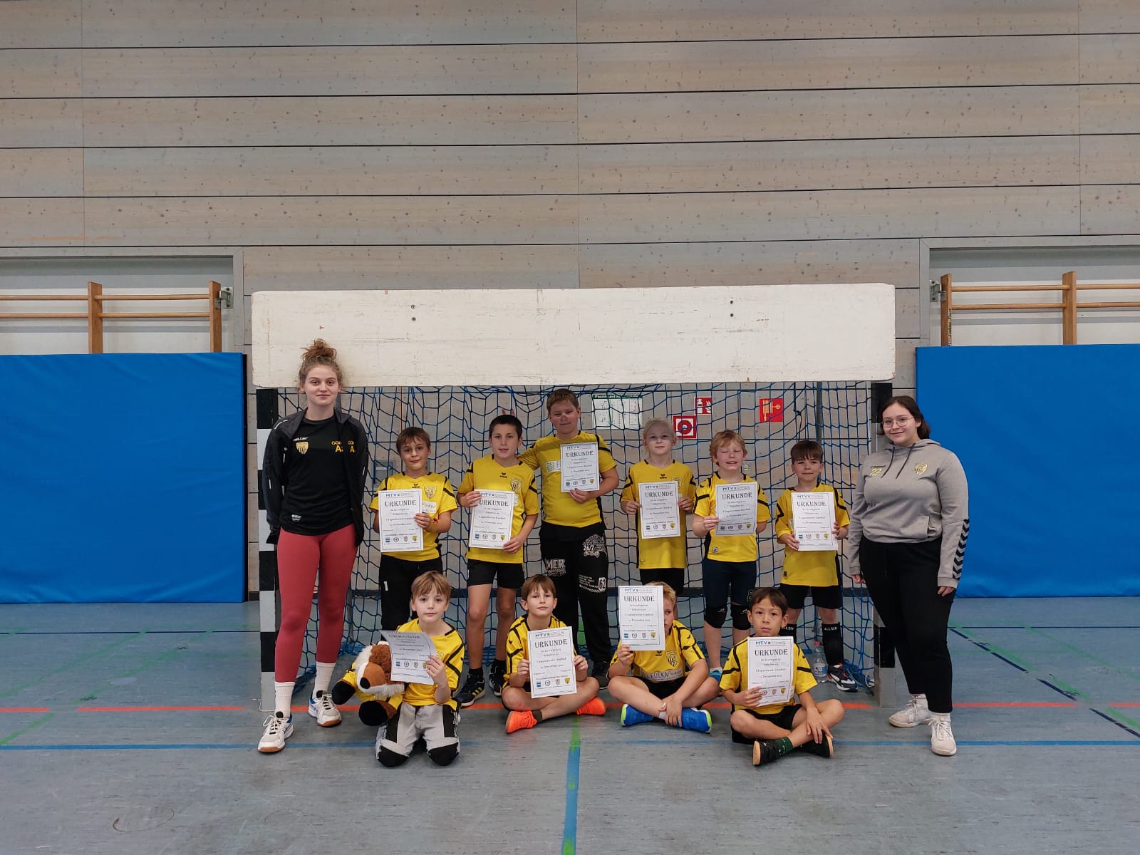 Die männliche E der Handball-Füchse beim KHB-Turnier in Pfaffenhofen