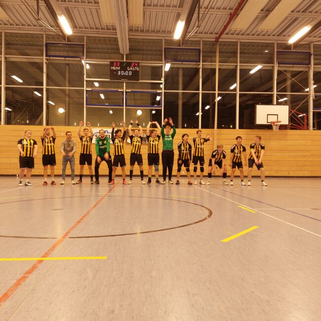 Die Herren I der Handball-Füchse im Heimspiel gegen HC Donau/Paar II