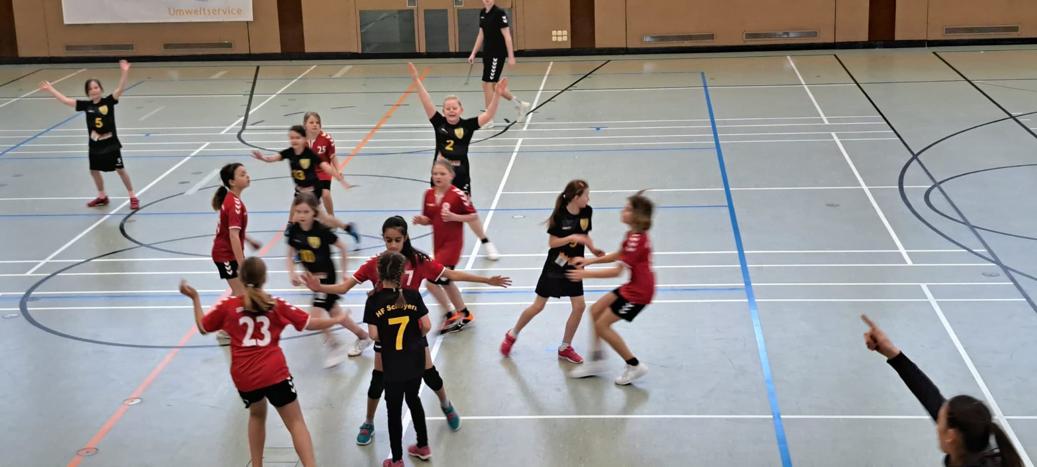 Die weibliche E II der Handball-Füchse beim KHB-Turnier in Schrobenhausen