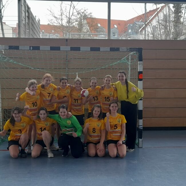 Die weibliche D der Handball-Füchse im Heimspiel gegen Schrobenhausen