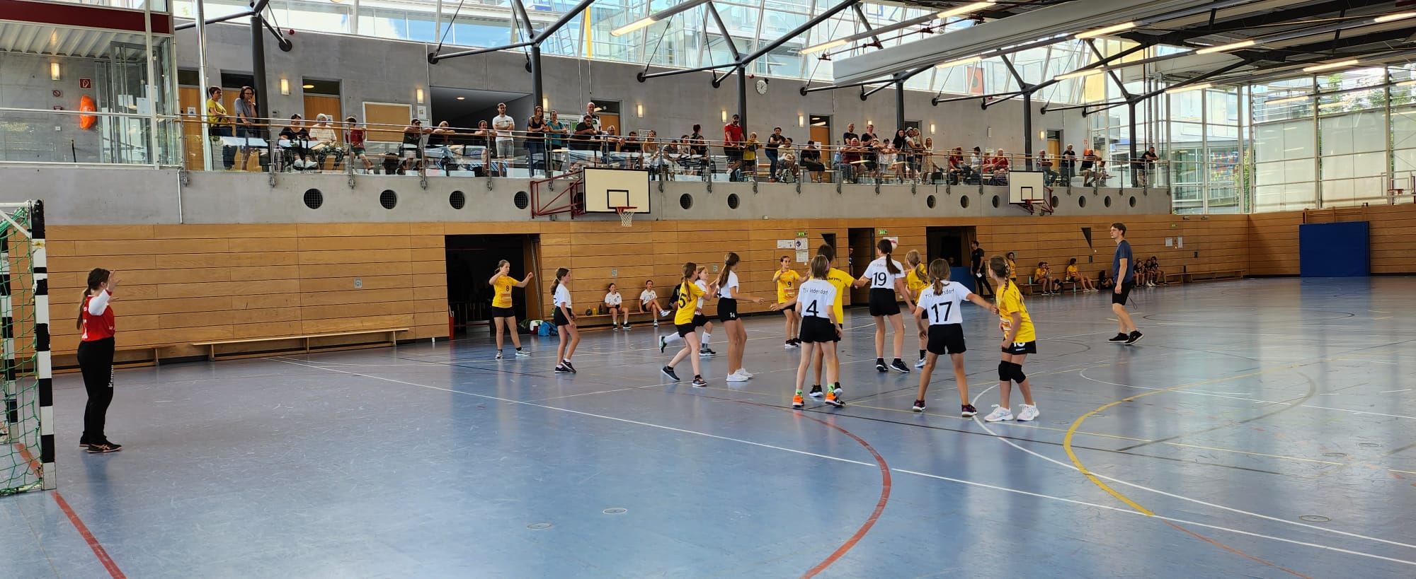 Die weibliche D-Jugend der Handball-Füchse Scheyern beim Fuchs-Cup 2023